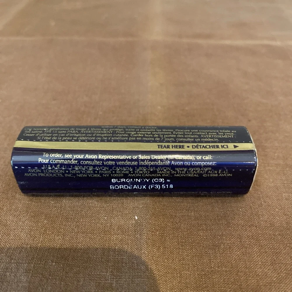 New Avon 1998 Beyond Color Triple Benefit Lipstick .13oz NOS Burgundy 518 SEALED